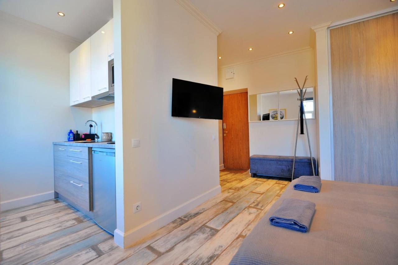 Gertrudes Residence Stay In Light-Filled Studio Apartment In Central Ρίγα Εξωτερικό φωτογραφία